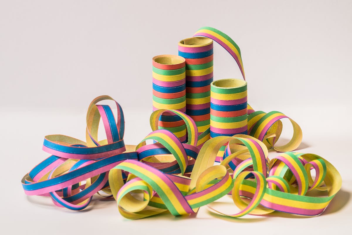 assorted color ribbons